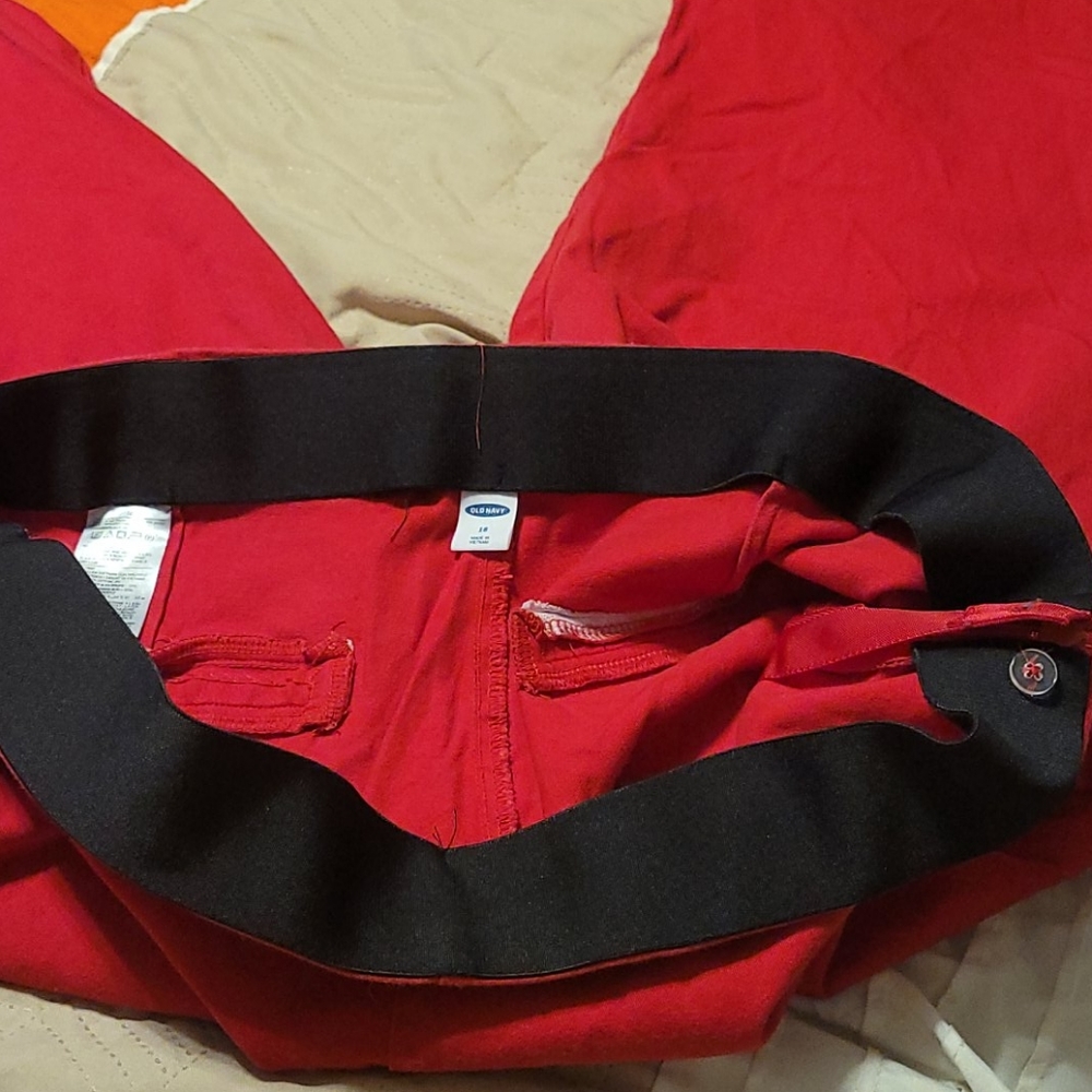 Red Capris - Picture 3 of 5